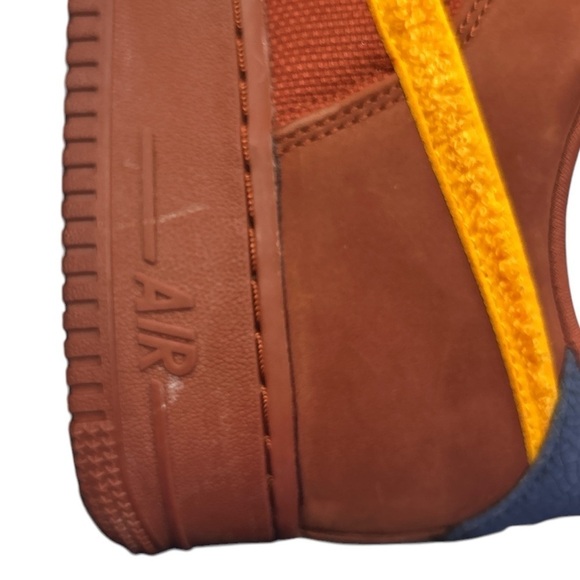 Nike Air Force 1 Low (SP) La Familia-10.5 - Picture 14 of 15